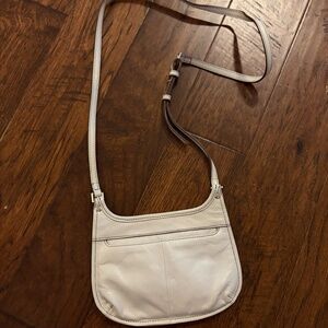 HOBO Trace Crossbody Leather in Cream